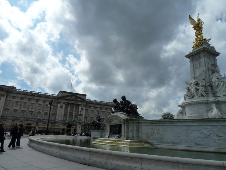 Discovering Buckingham Palace