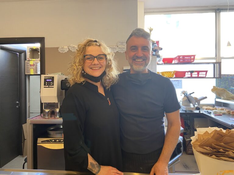 Il Casale raccontato dal bancone del bar